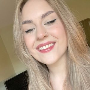 Meet your Posher, Rae